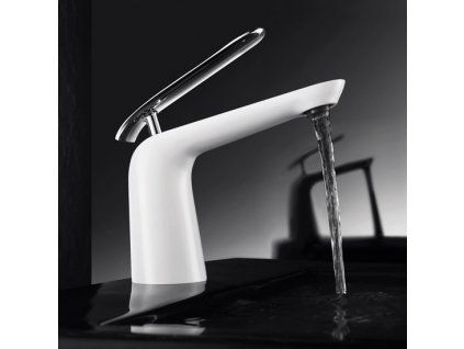 Umyvadlová baterie Besteco Weiss v provedení bílá matná a chrom (výška 16,8 cm).
