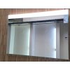 [Kód:MLQ6900] Obdélníkové LED zrcadlo 90x60 cm v koupelně s nastavitelným horním osvětlením a dotykovým ovládáním.