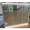 Zrcadlová skříňka s LED osvětlením 80x71 cm bílá matná