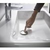 Detailní pohled na moderní design chromové baterie Hansgrohe Logis