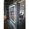 Besteco Luxa zrcadlová skříňka s LED osvětlením (60x70 cm, odmlžování, zásuvka)